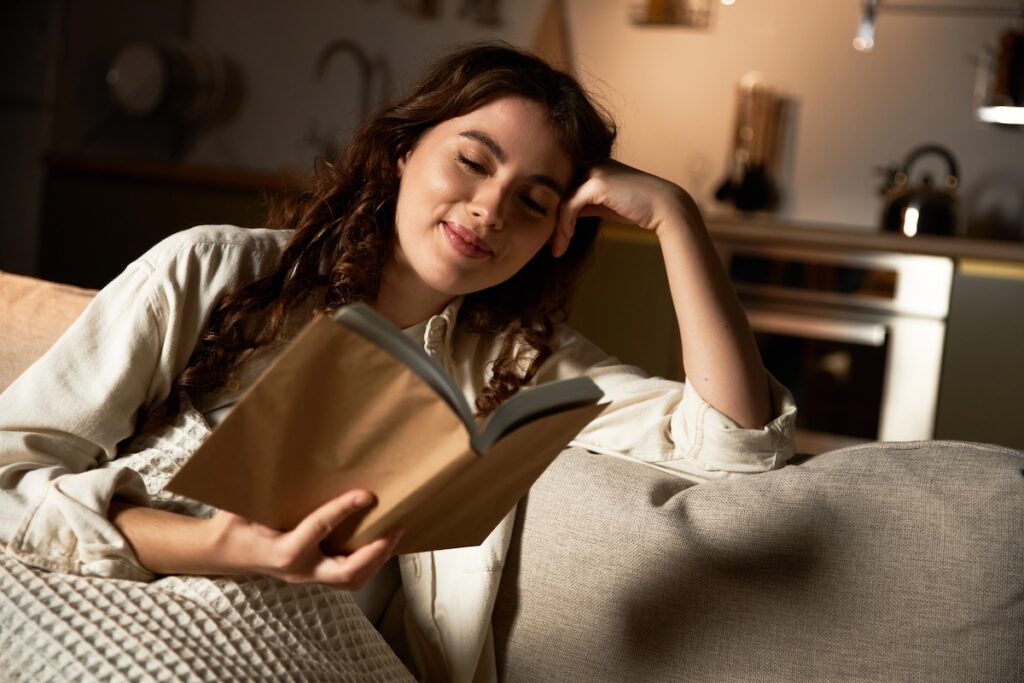 woman prioritizing sleep and rest as part of healthy lifestyle and fat loss