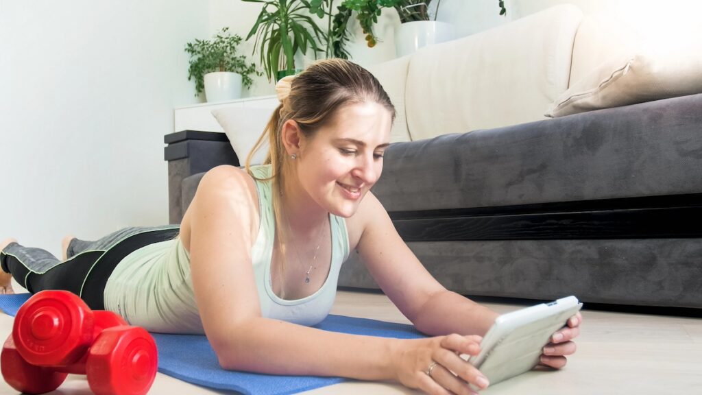 Woman in her 40s starting over with weight loss in September instead of waiting for January